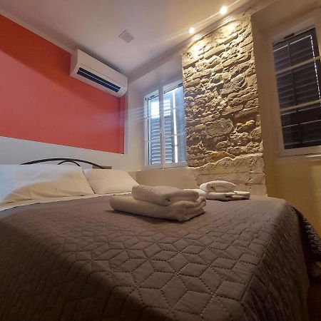 Апартаменти Corcyra Microflat In Old Town Corfu  Екстер'єр фото